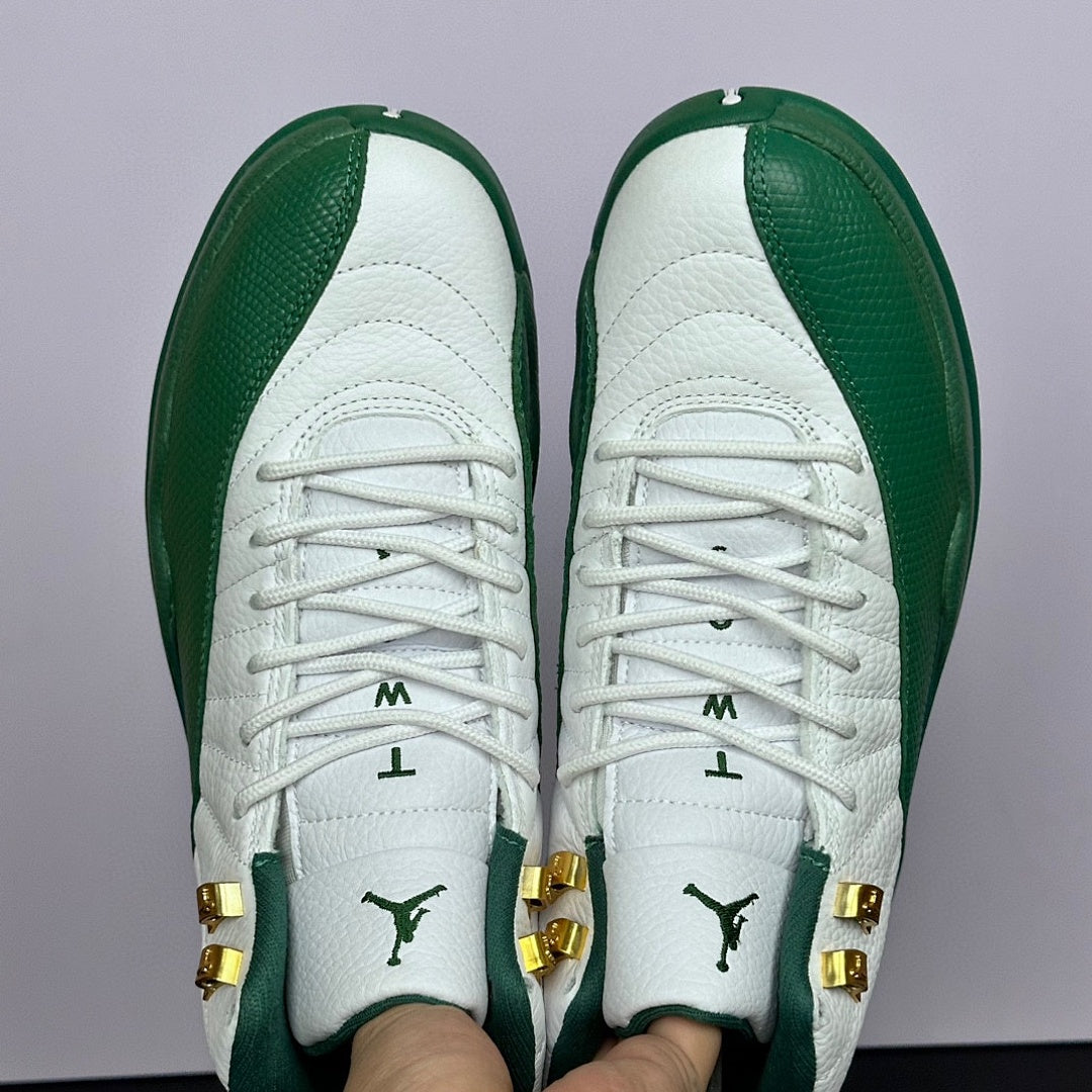 12 Green and White