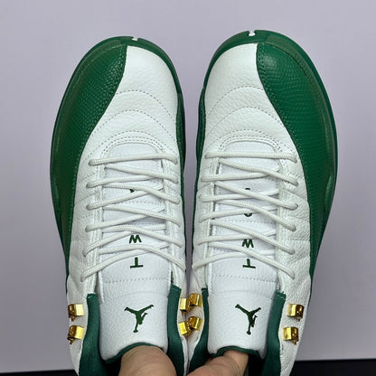 12 Green and White