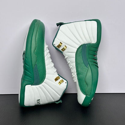 12 Green and White
