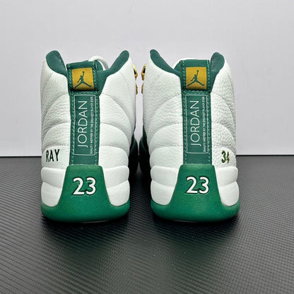 12 Green and White