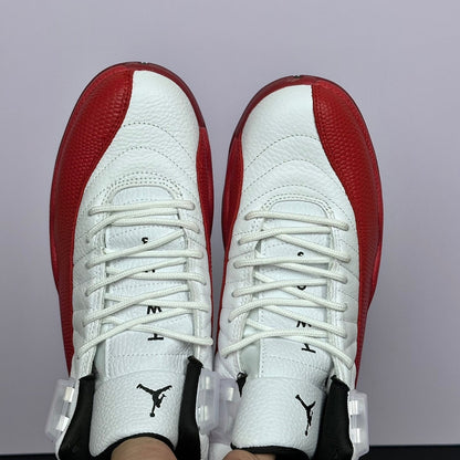 12 White Red