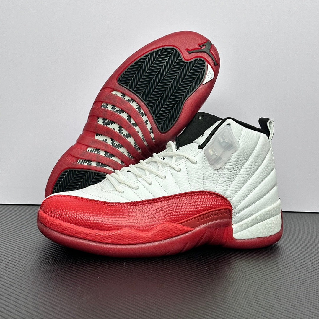 12 White Red
