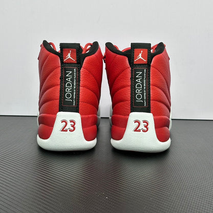 12 RED WHITE