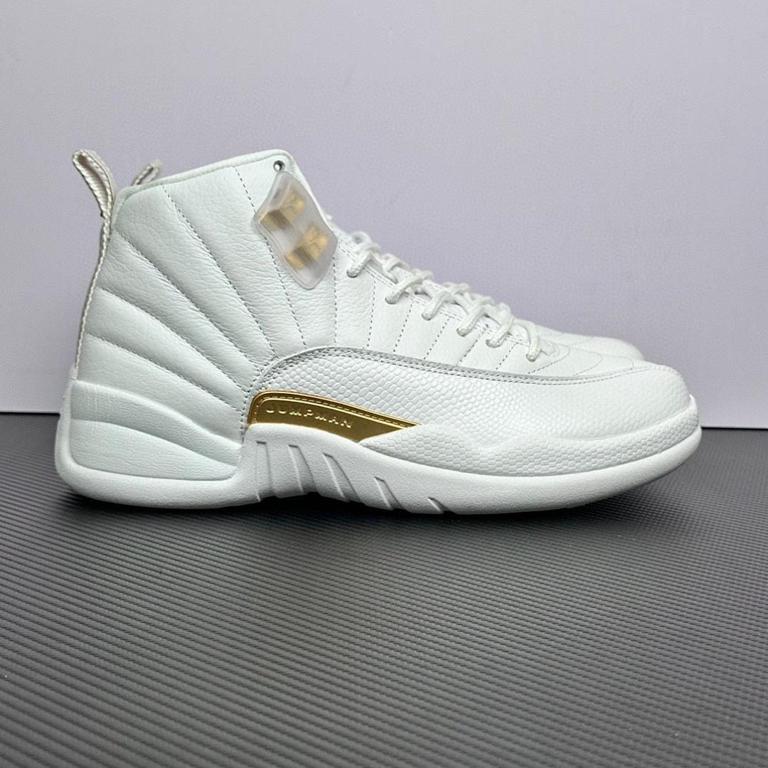 12 PURE WHITE