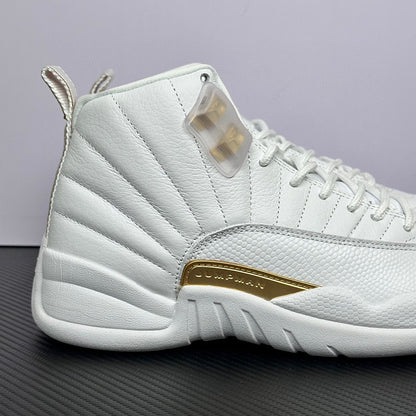 12 PURE WHITE