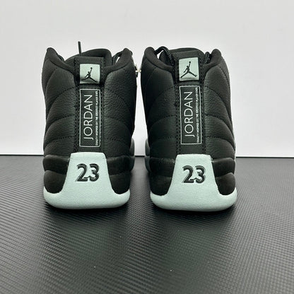 12 Fog Grey Black