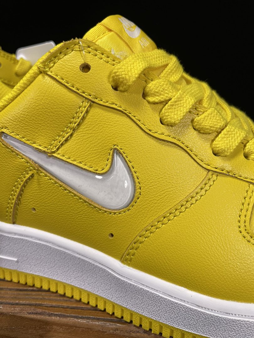 AF1
