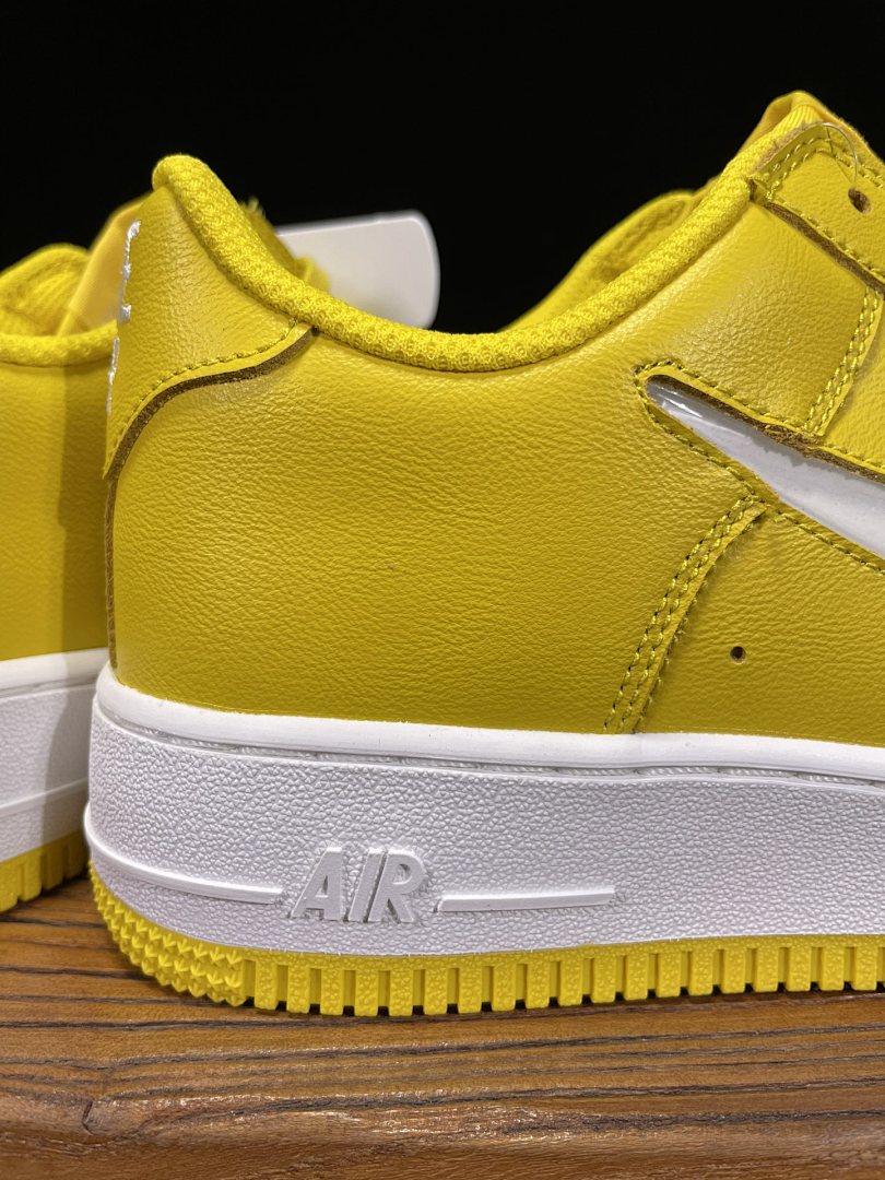 AF1