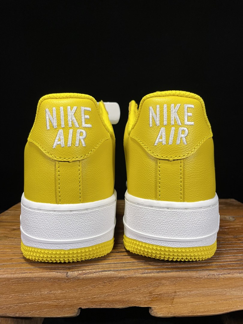 AF1