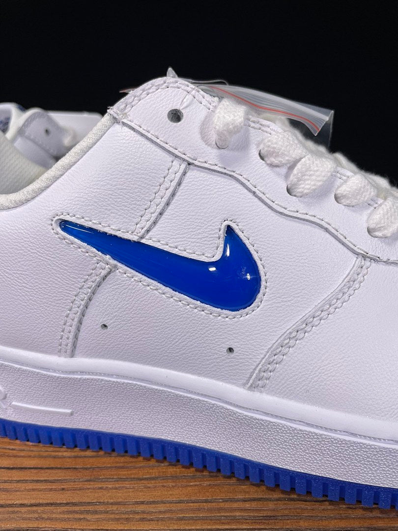 AF1