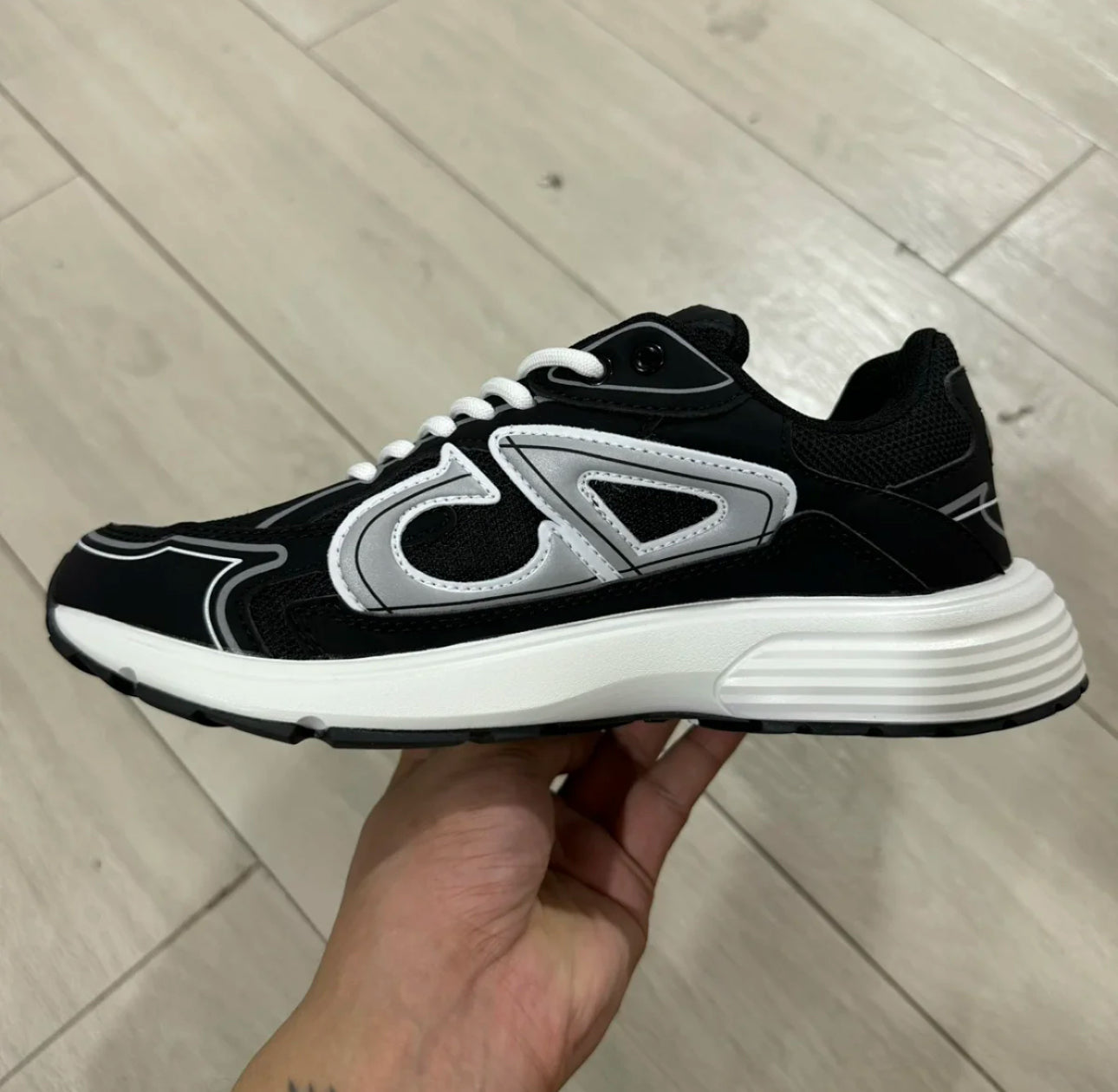 B30 Black and White