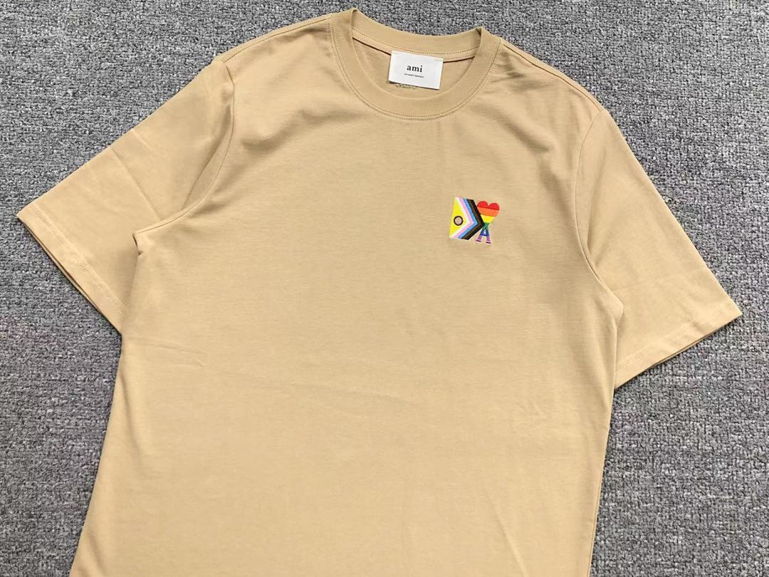 T-Shirts Ami Paris