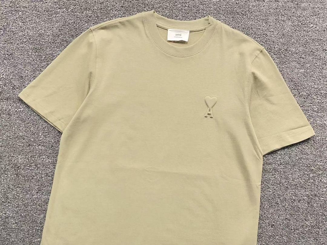 T-Shirts Ami Paris