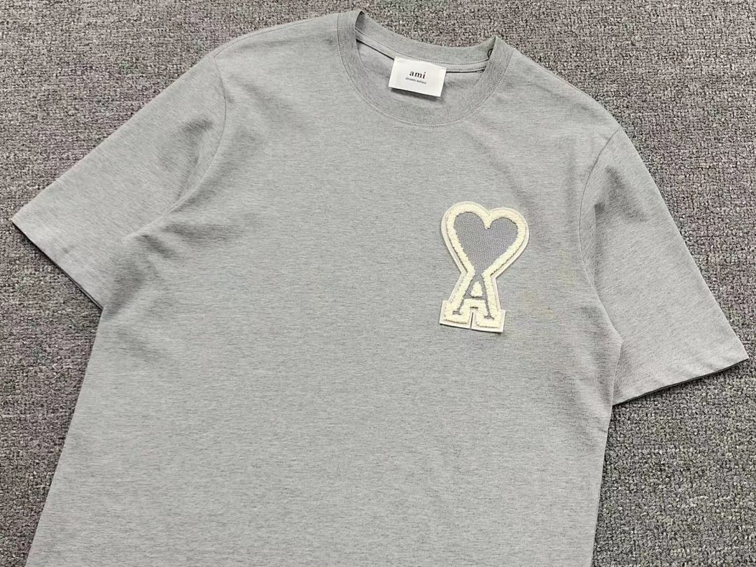 T-Shirts Ami Paris