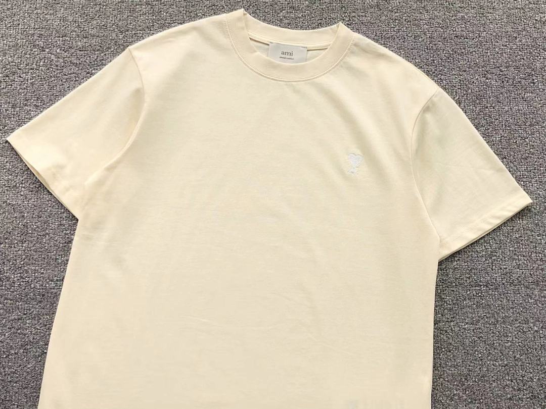 T-Shirts Ami Paris