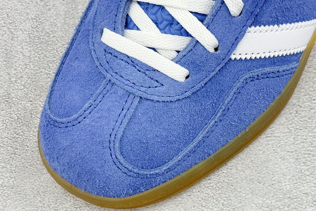 Spezial Blue and White