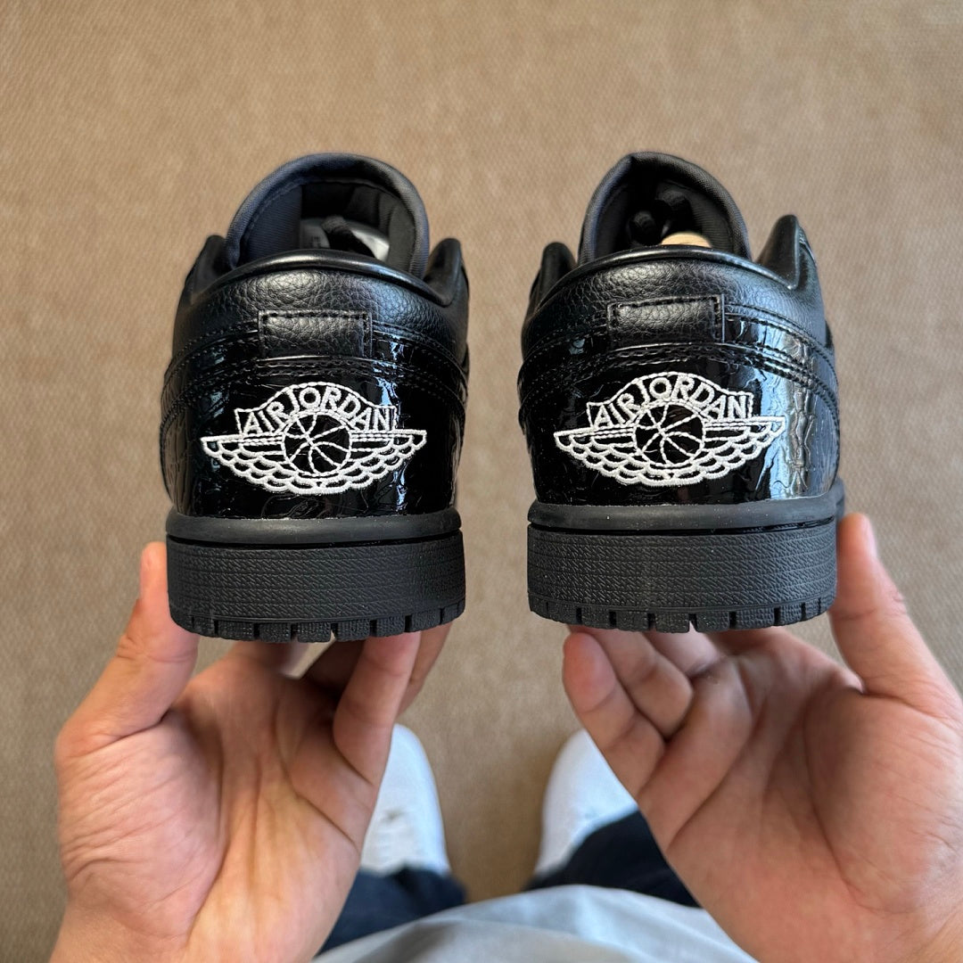 AJ1 Low SE Black Croc