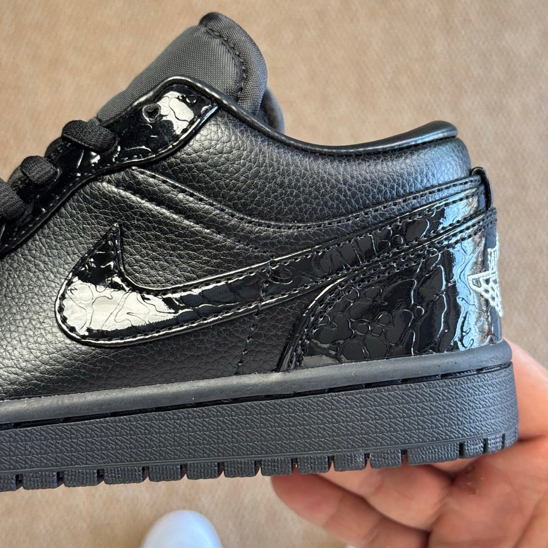 AJ1 Low SE Black Croc