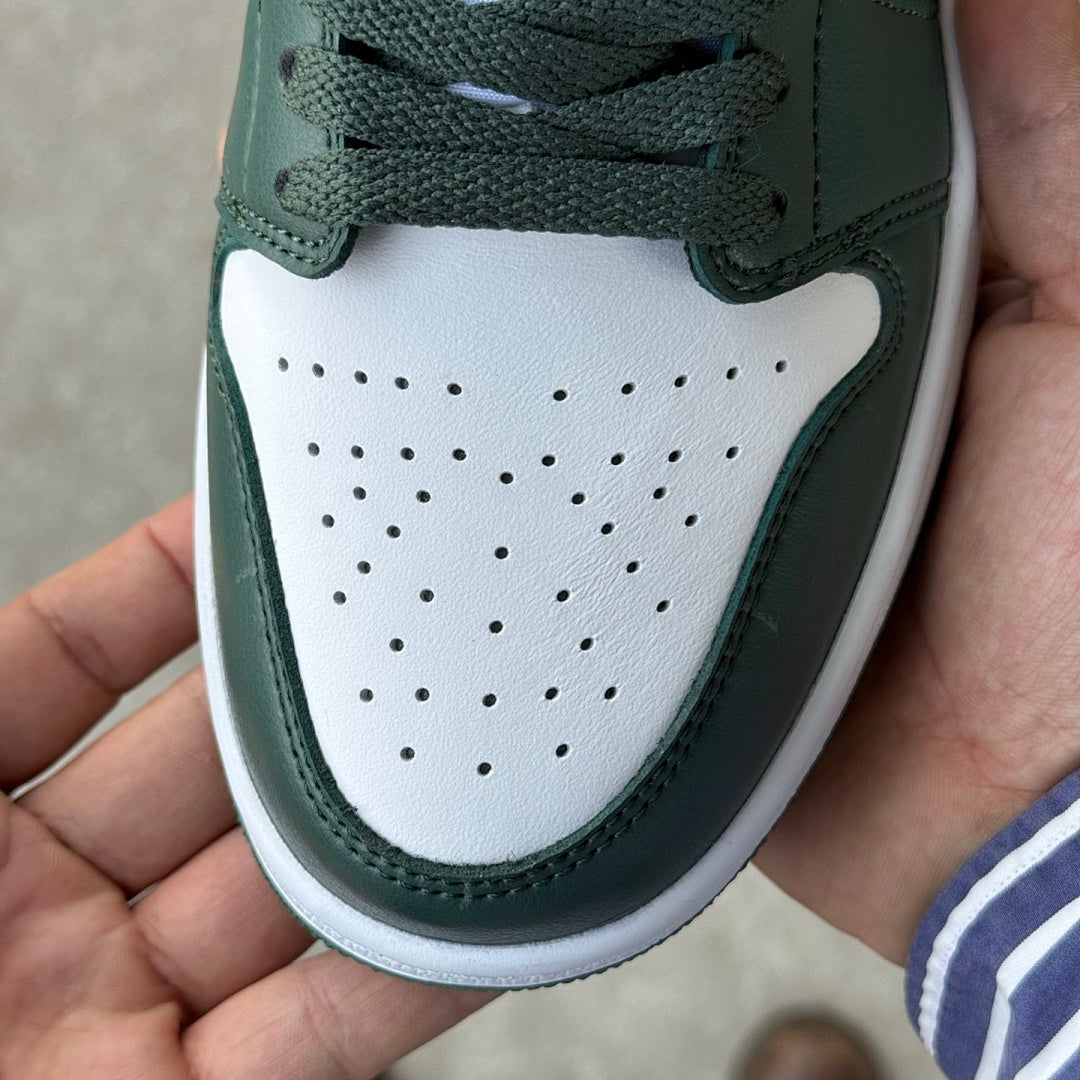 Low Green and White