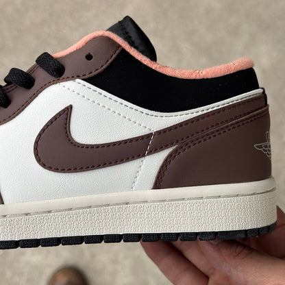 AJ1 Low SE Mocha Marrom