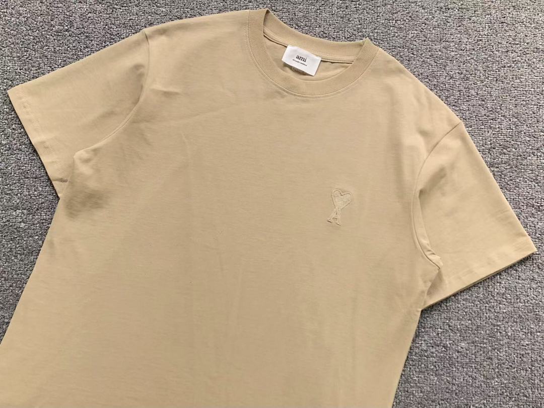 T-Shirts Ami Paris