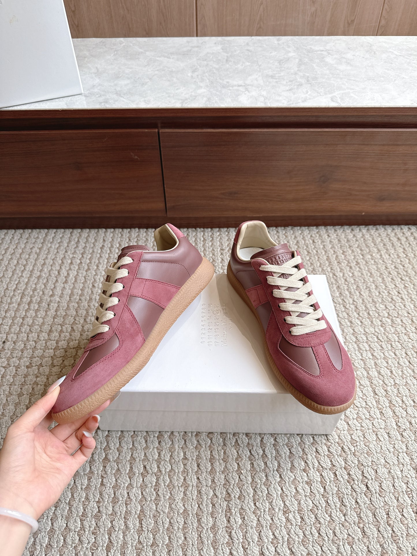 Maison Wine Gum Sole