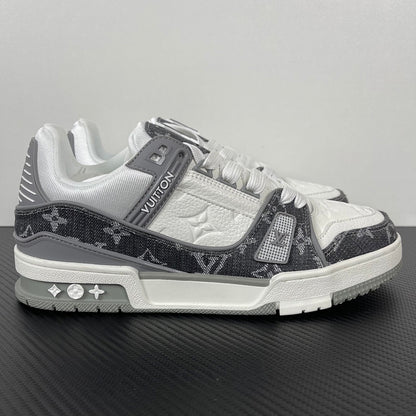 Aware Trainer Grey