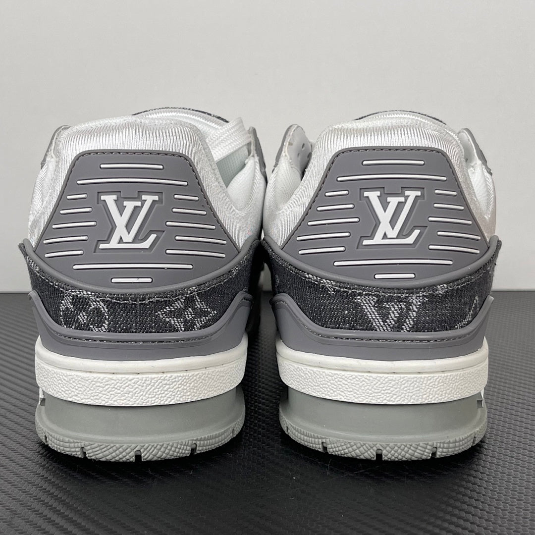 Aware Trainer Grey