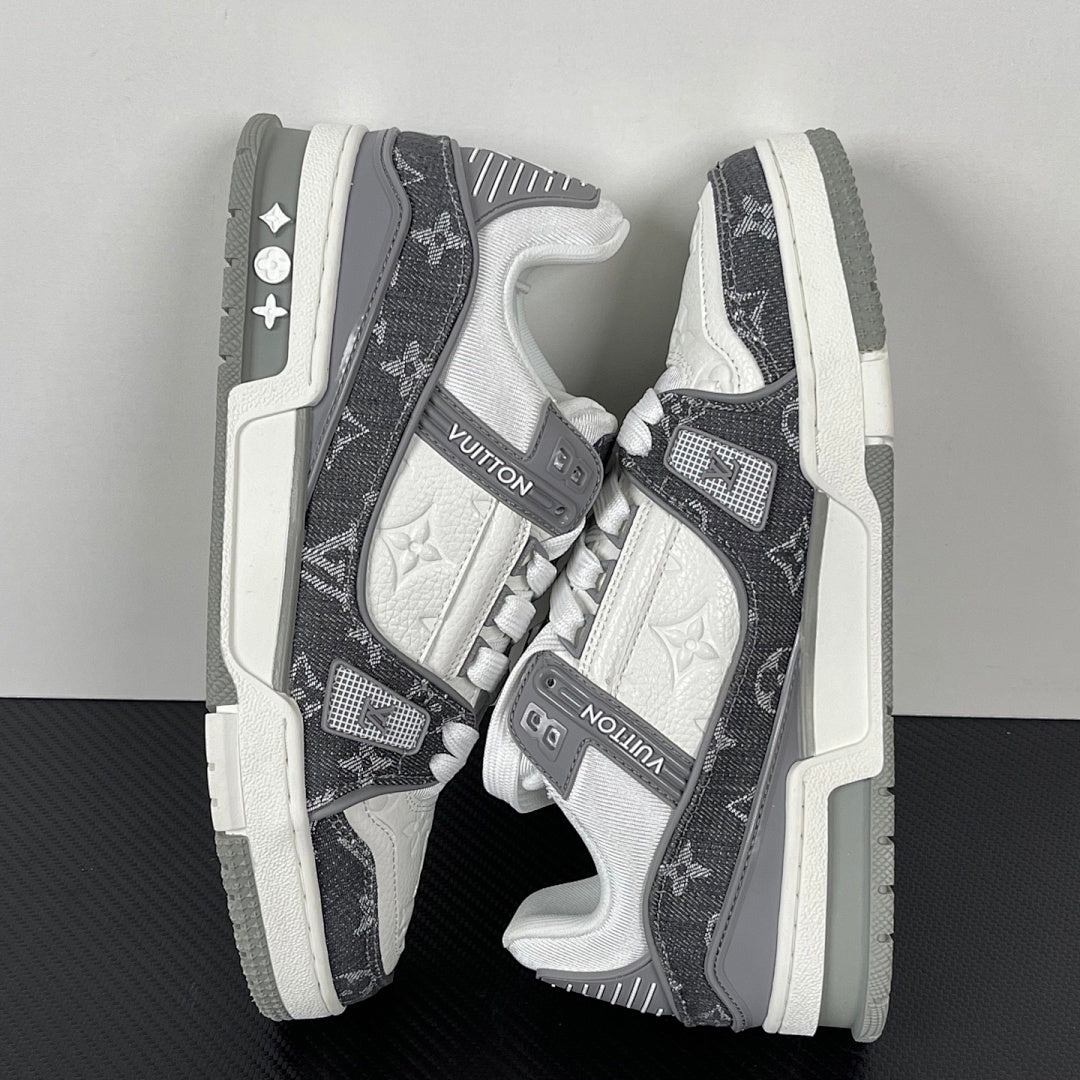Aware Trainer Grey