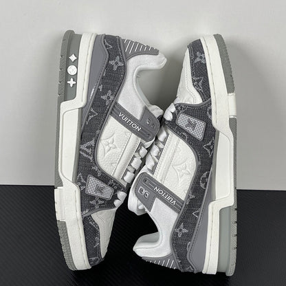 Aware Trainer Grey