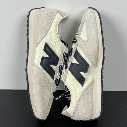 471 Cream Grey Black