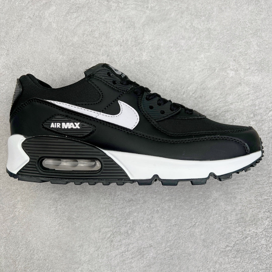 Air Max 90 Black and White