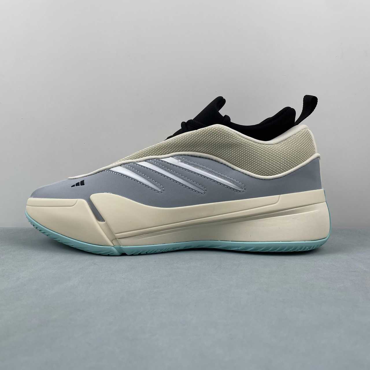 AD Dame 9 Grey Black