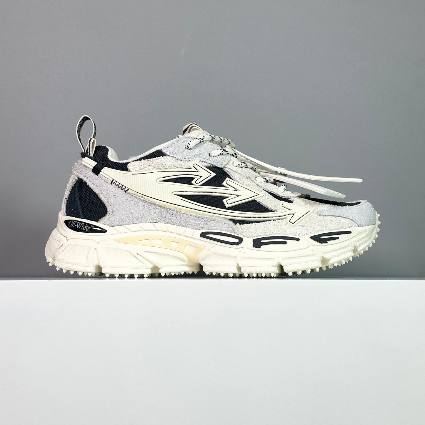 OF Be Right Back Cream Grey Black