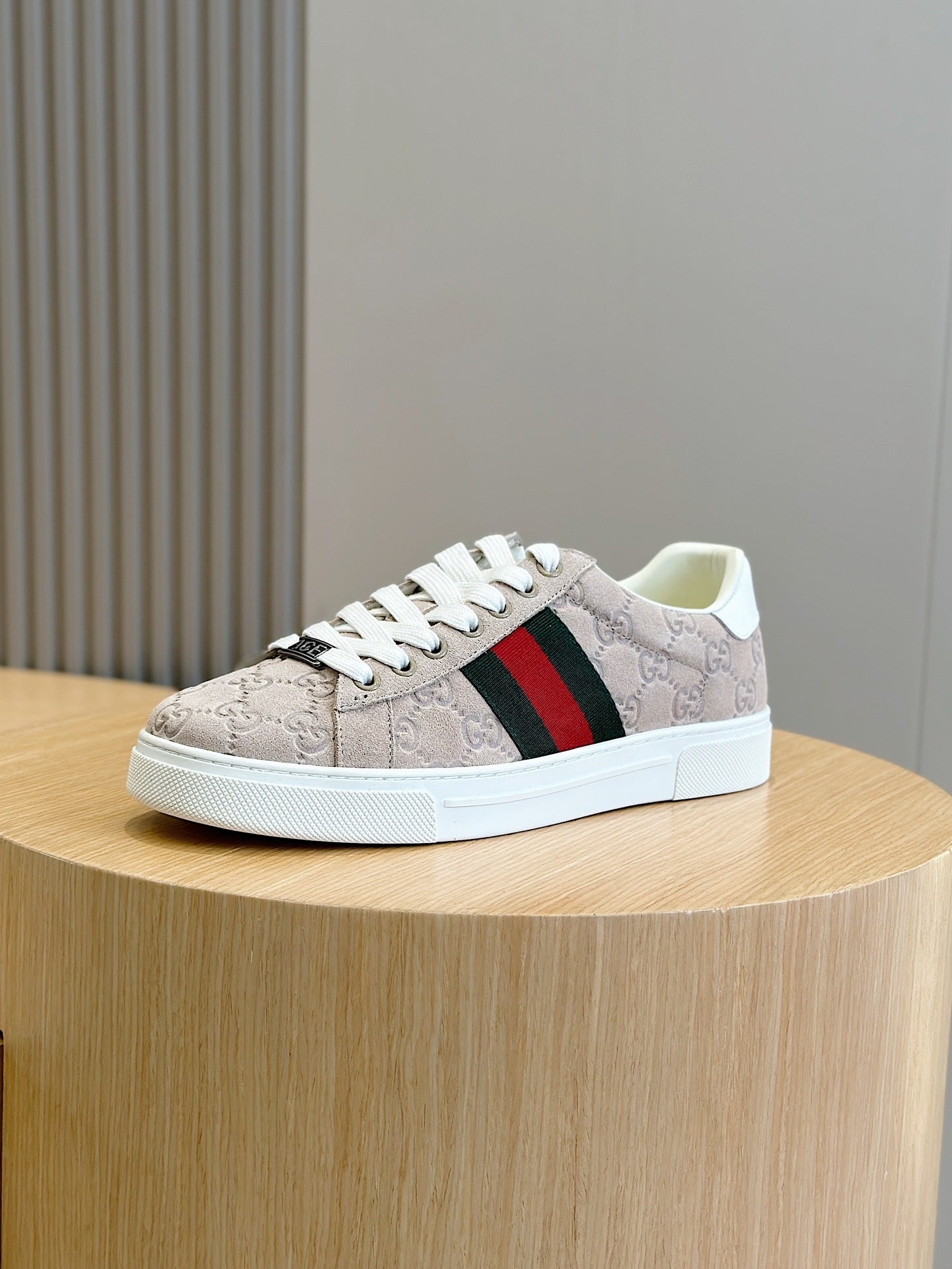 Gu Shoes