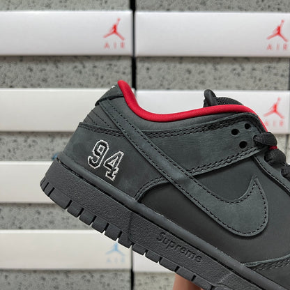 Dunk SB Supreme 94 Black