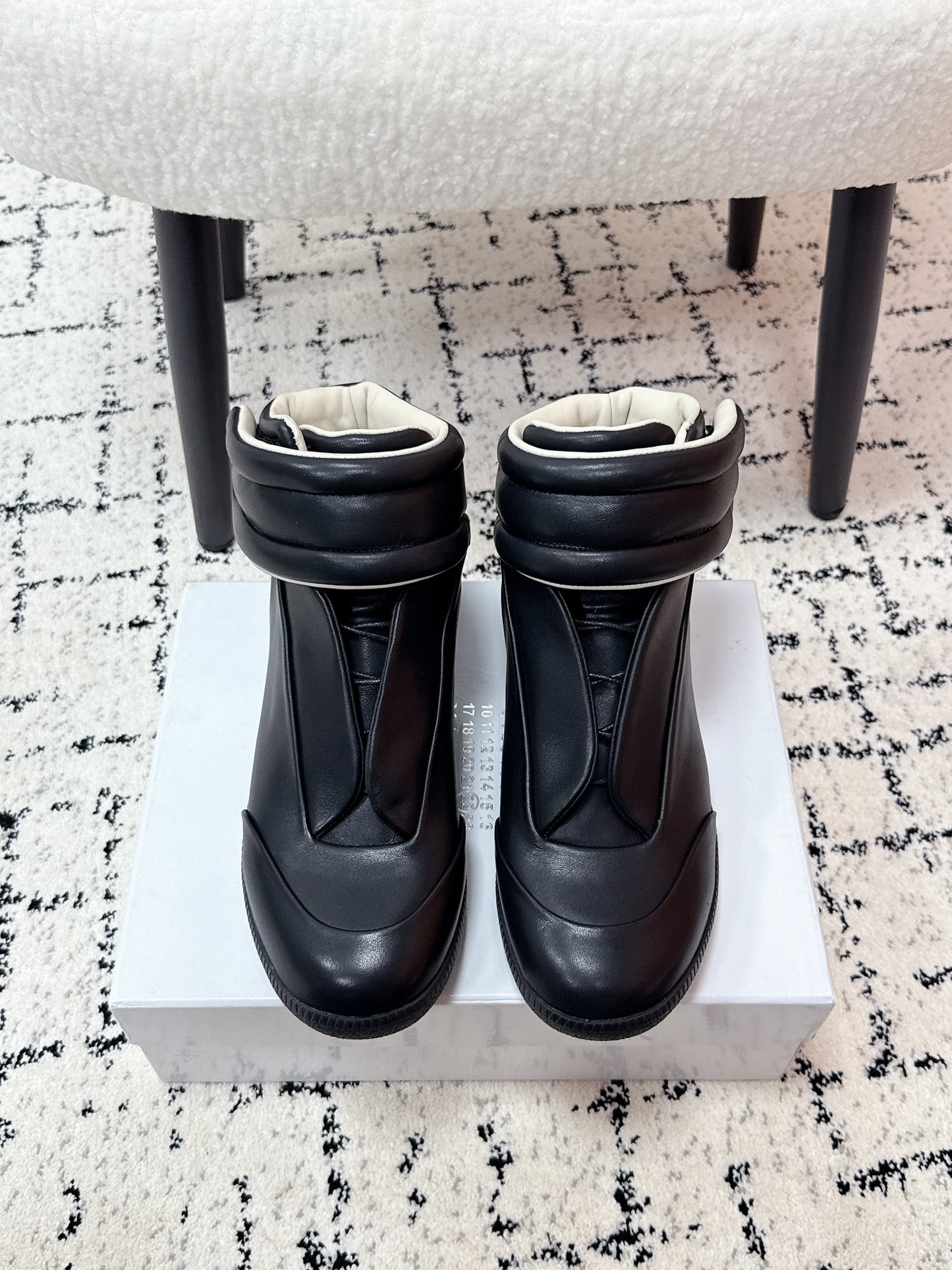 Maison High Black Lether