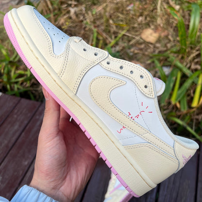 AJ1 Travis Reverse Mocha Little Pink