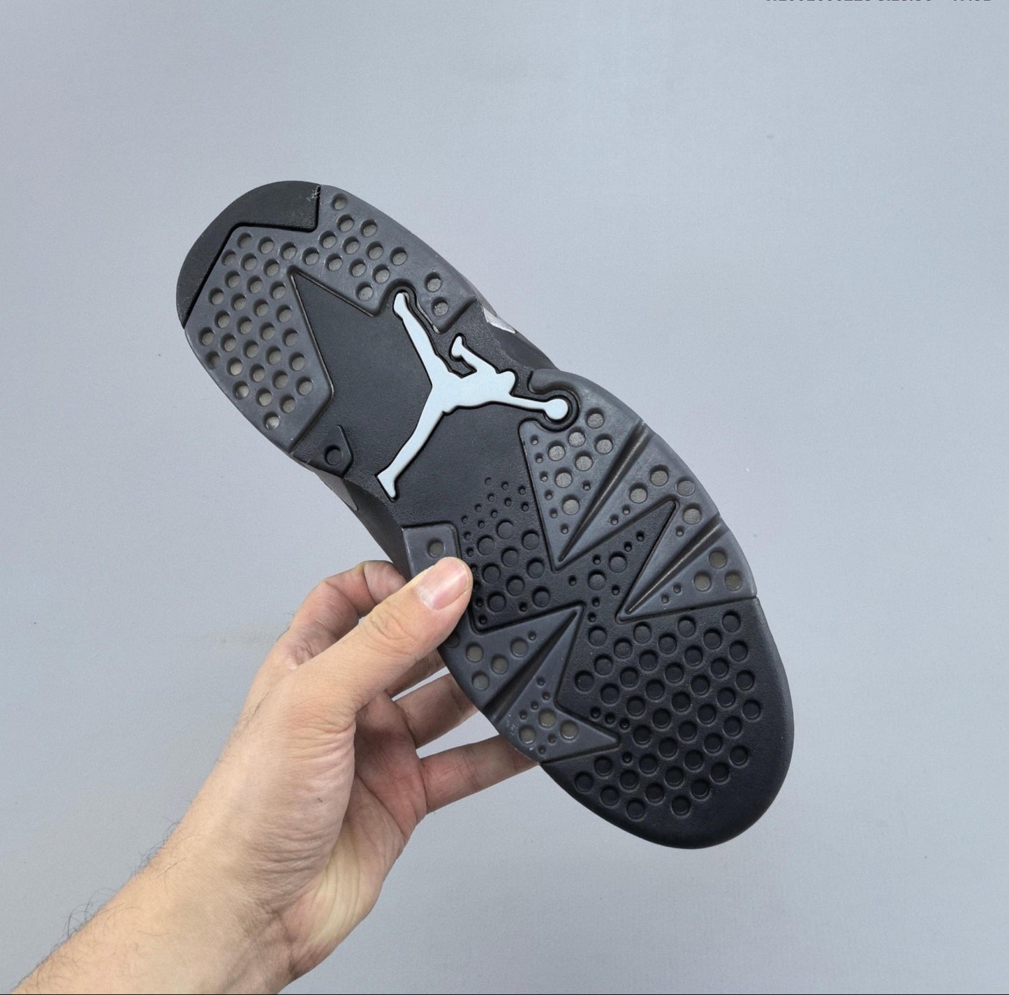 AJ6 Retro Cap And Gown