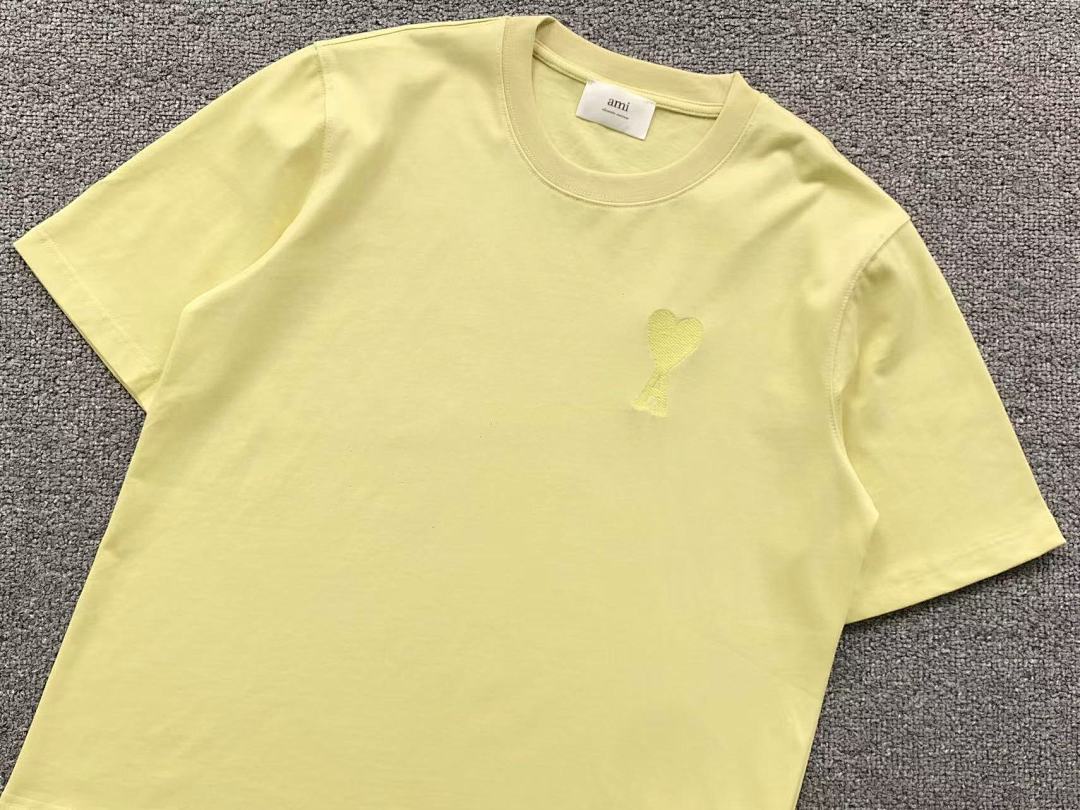 T-Shirts Ami Paris