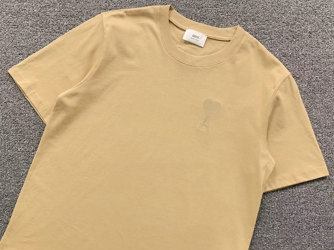 T-Shirts Ami Paris