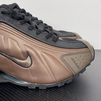 Shox R4 Martine Rose