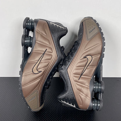 Shox R4 Martine Rose
