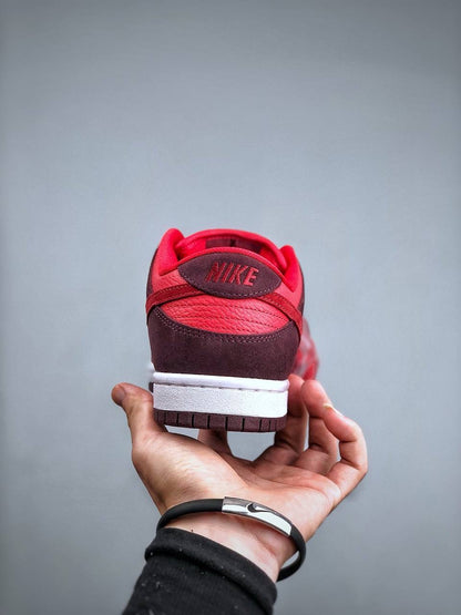 Dunk Low Cherry