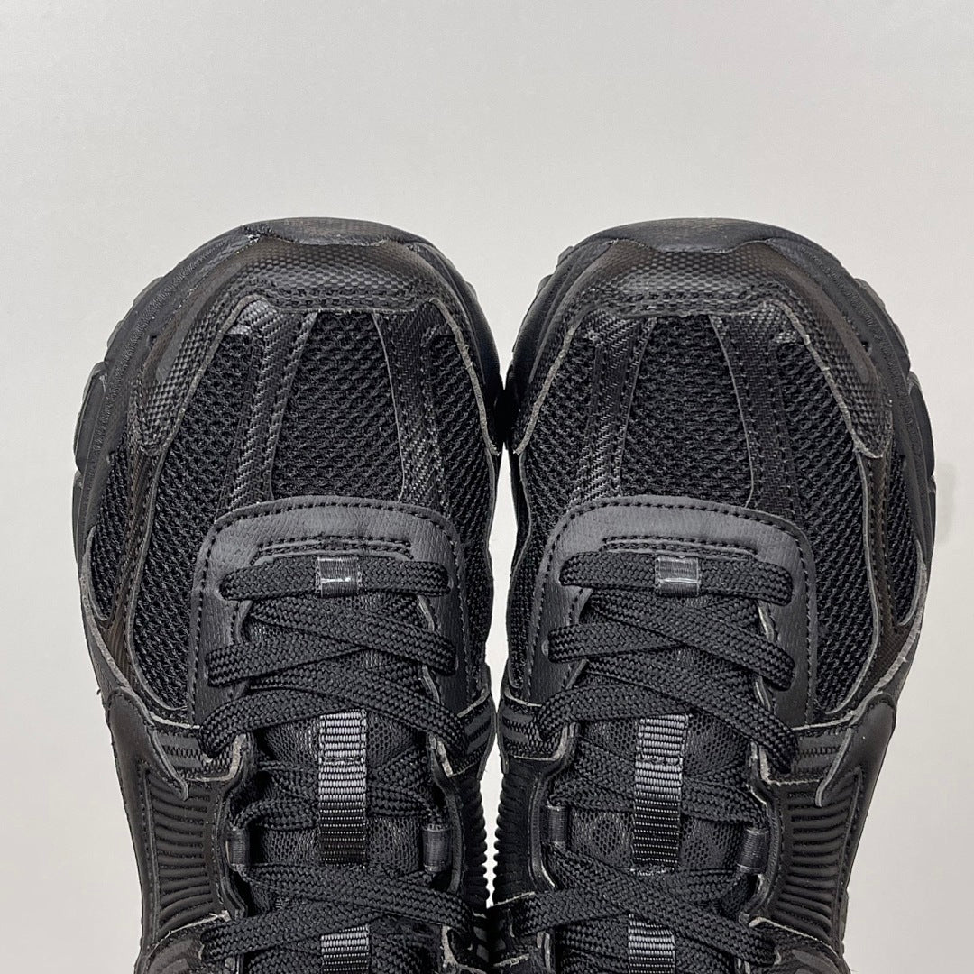 Vomero 5 Black