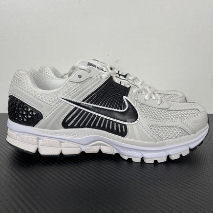 Vomero 5 White / Black