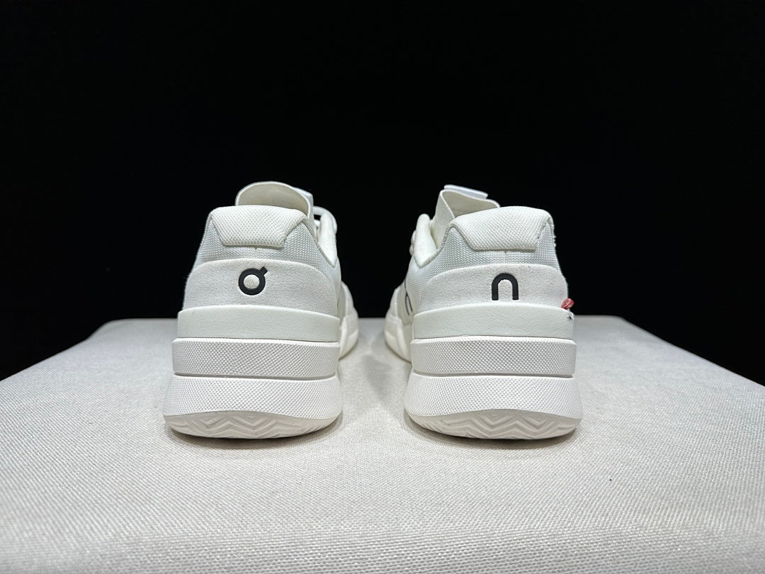 The Roger Pro 2 White Sky Blue