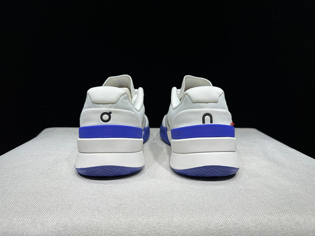 The Roger Pro 2 White Indigo