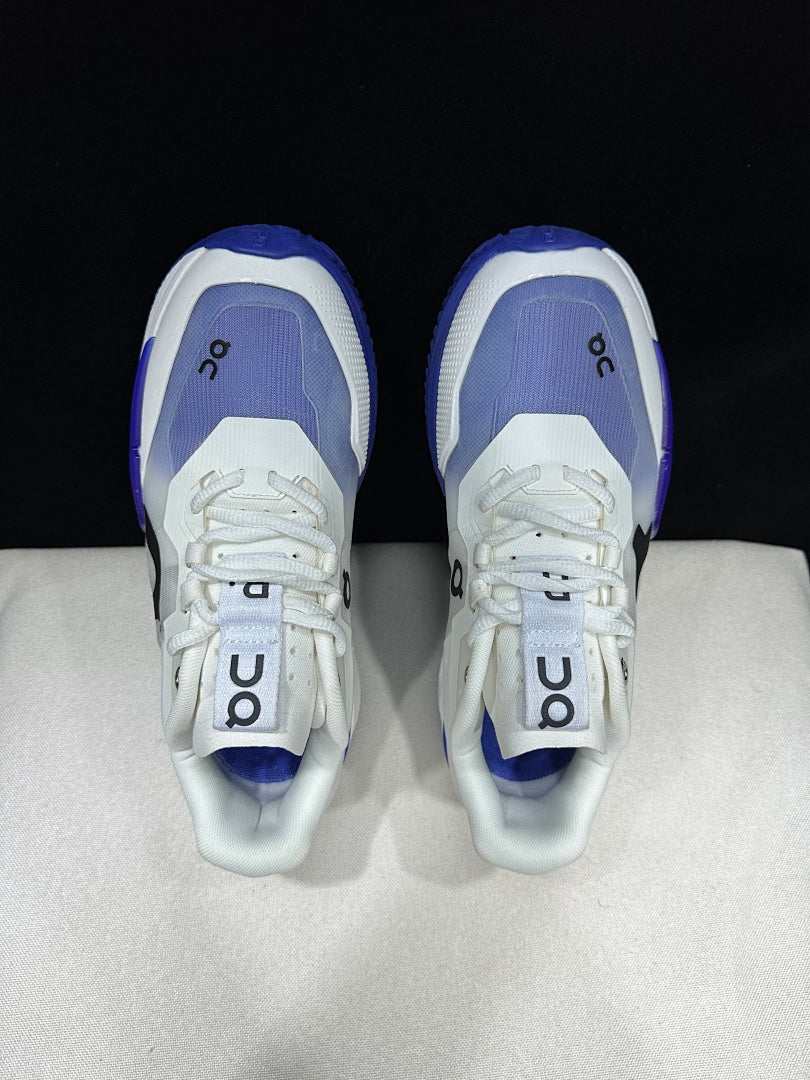 The Roger Pro 2 White Indigo
