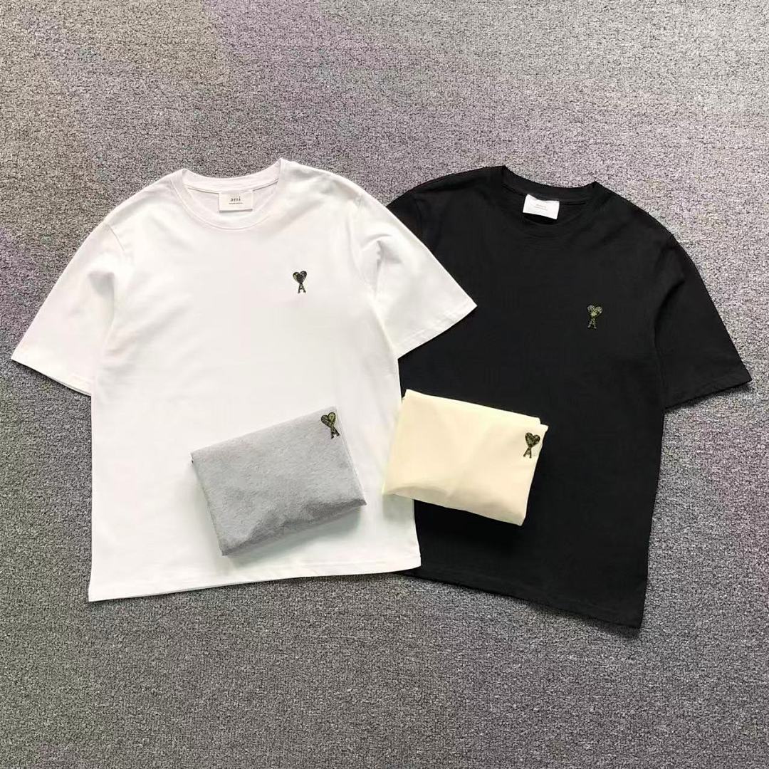 T-Shirts Ami Paris